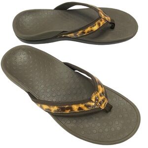 Vionic Tide II Leopard Print Flip Flops; 9